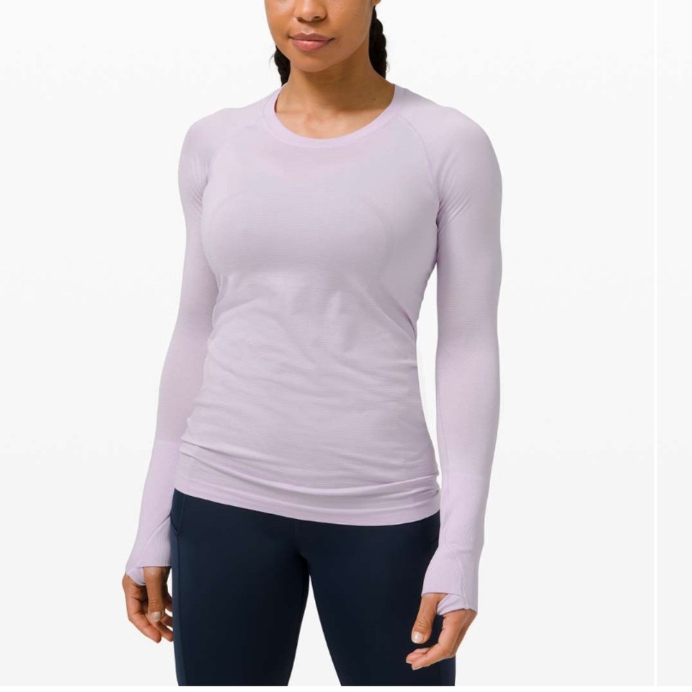 Lululemon Swiftly Tech Long Sleeve 2.0
Lavender Dew (?) 16